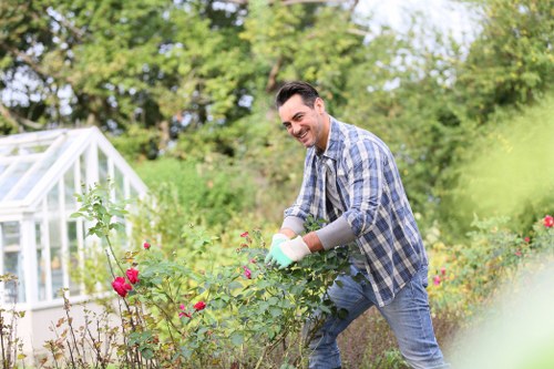 Example of a garden clearance quote based on load size in Raynes Park